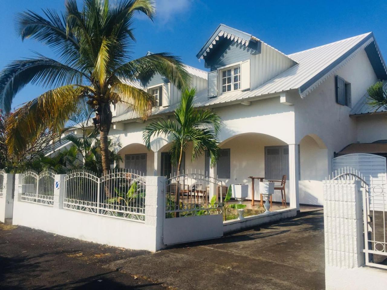 Le Caillou Blanc Bed & Breakfast Saint-Paul Dış mekan fotoğraf